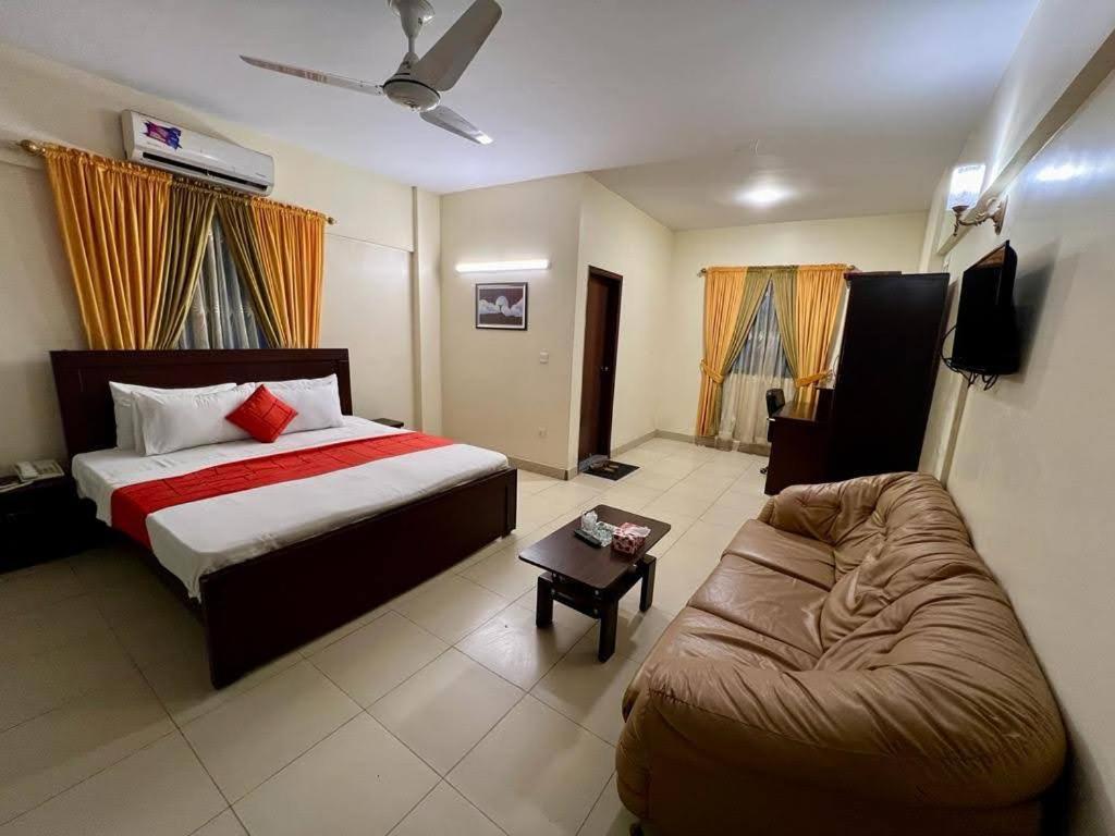 Hotel Rooms Dha Karachi Exterior foto