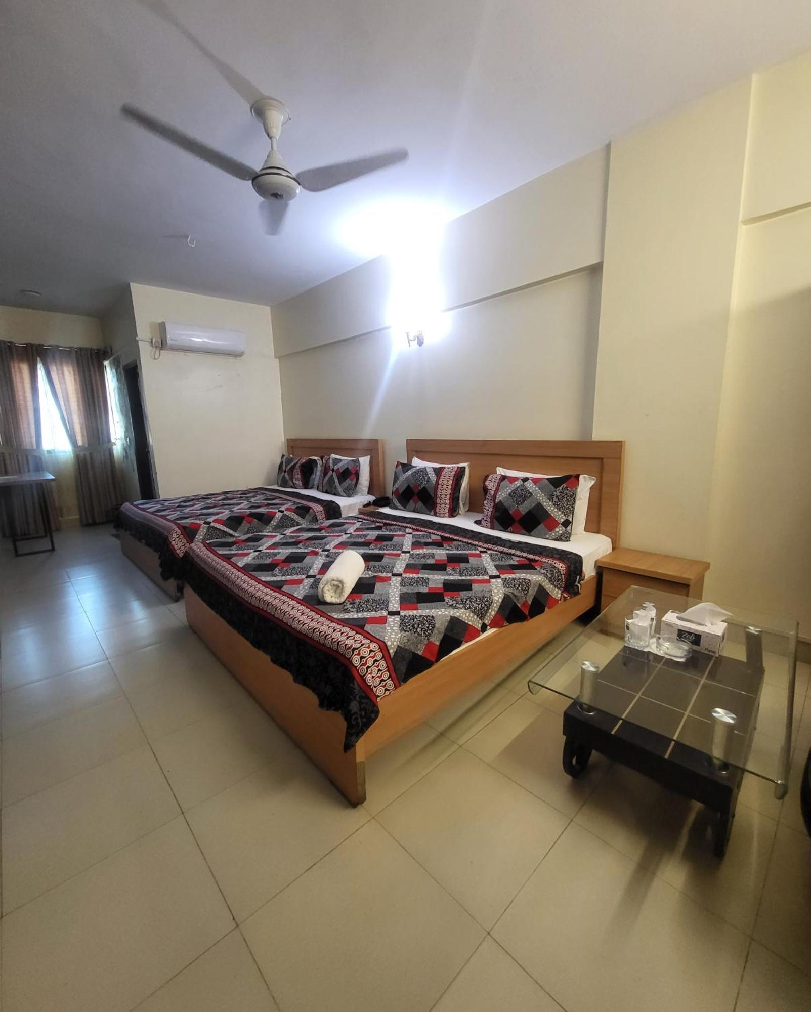 Hotel Rooms Dha Karachi Exterior foto