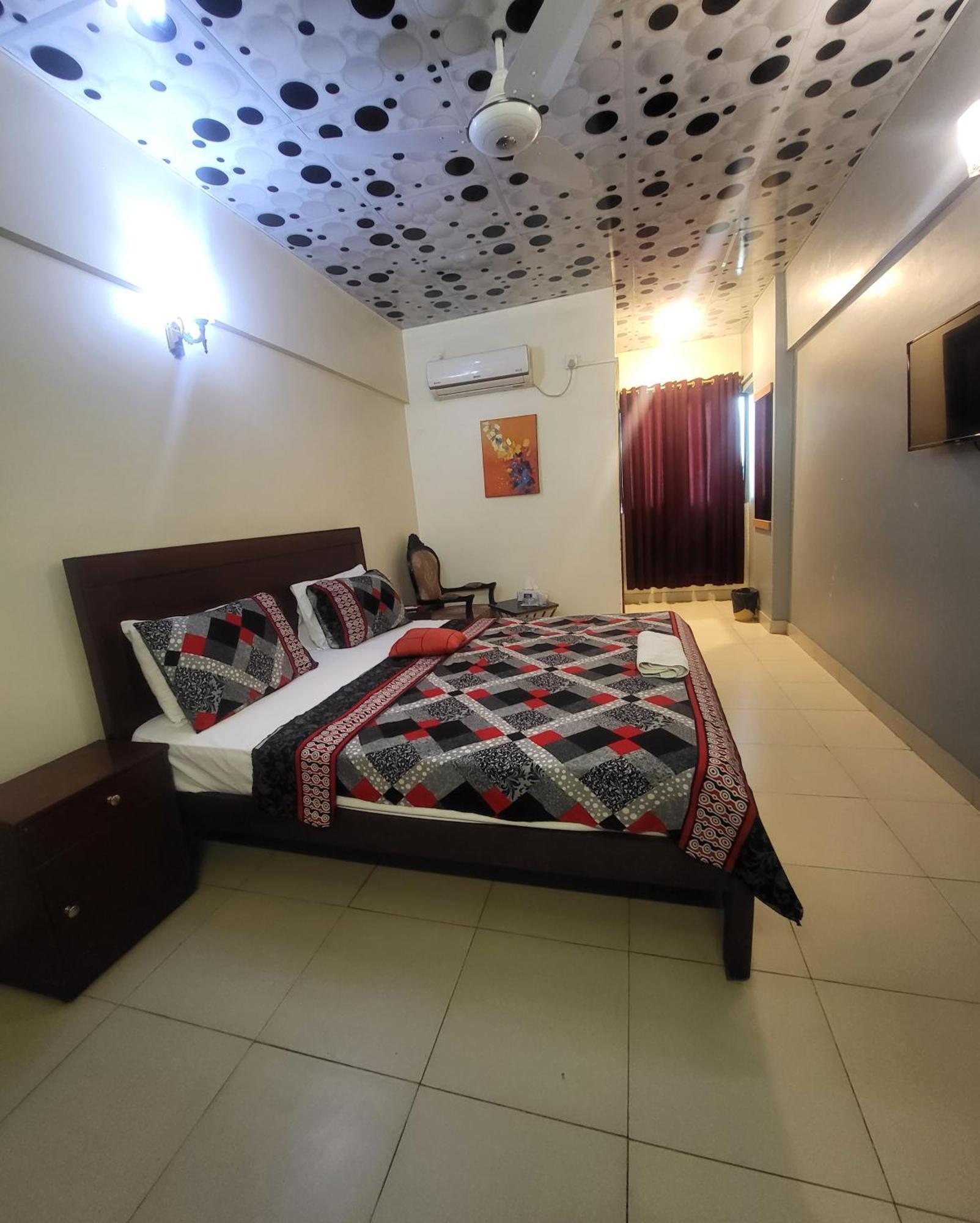 Hotel Rooms Dha Karachi Exterior foto